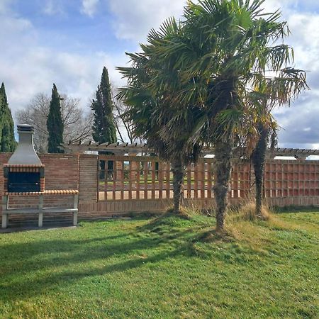 La Casona Del Tormes Vila Almenara de Tormes Exterior foto