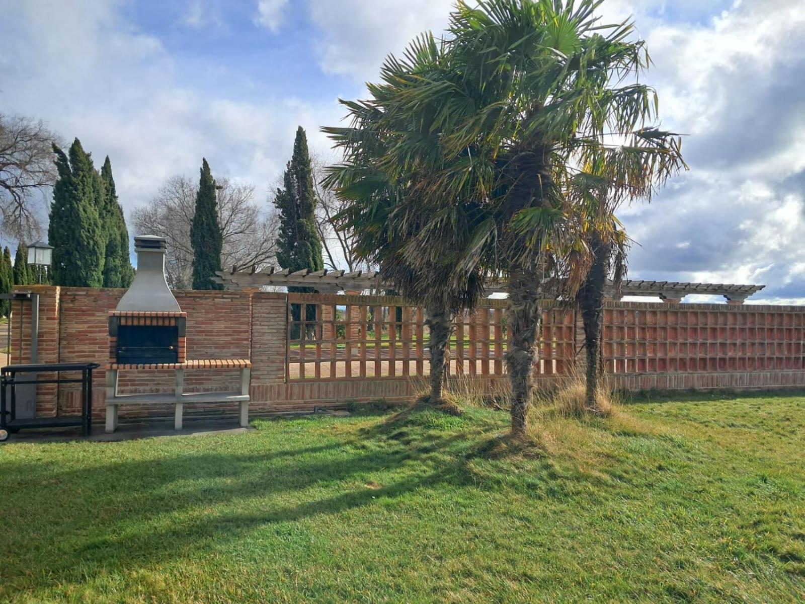 La Casona Del Tormes Vila Almenara de Tormes Exterior foto